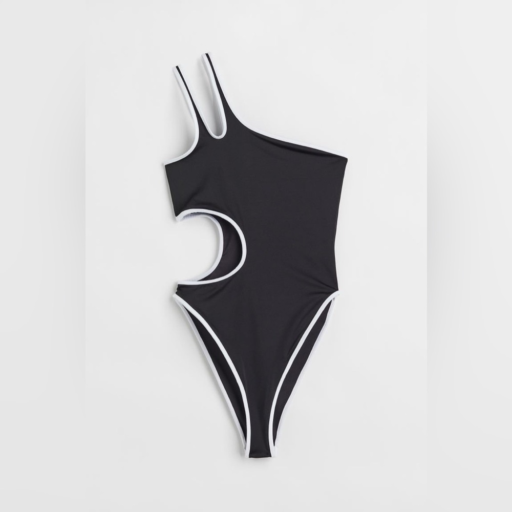 H&M one piece swimsuit Nwot